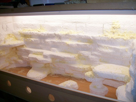 R&uuml;ckwandbau gemauert und PU Schaum